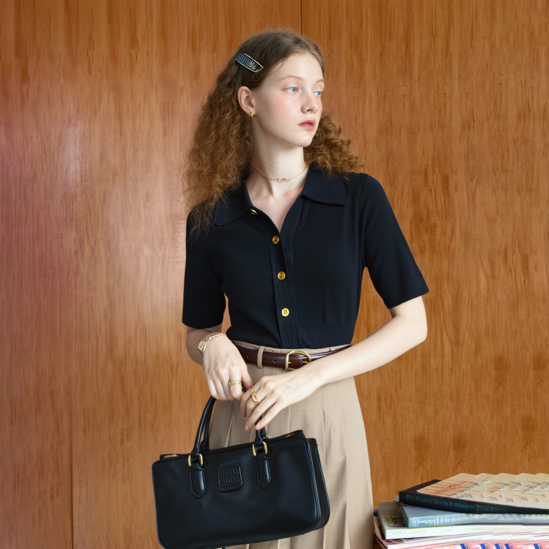 【卓芝】法式设计感翻领短袖T恤2025夏季新款修身显瘦百搭上衣女