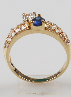 「9.5新」日本进口商品水滴形蓝宝石钻石戒指750黄金51号