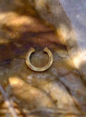 欧美范女镀金极简小众戒指高级感