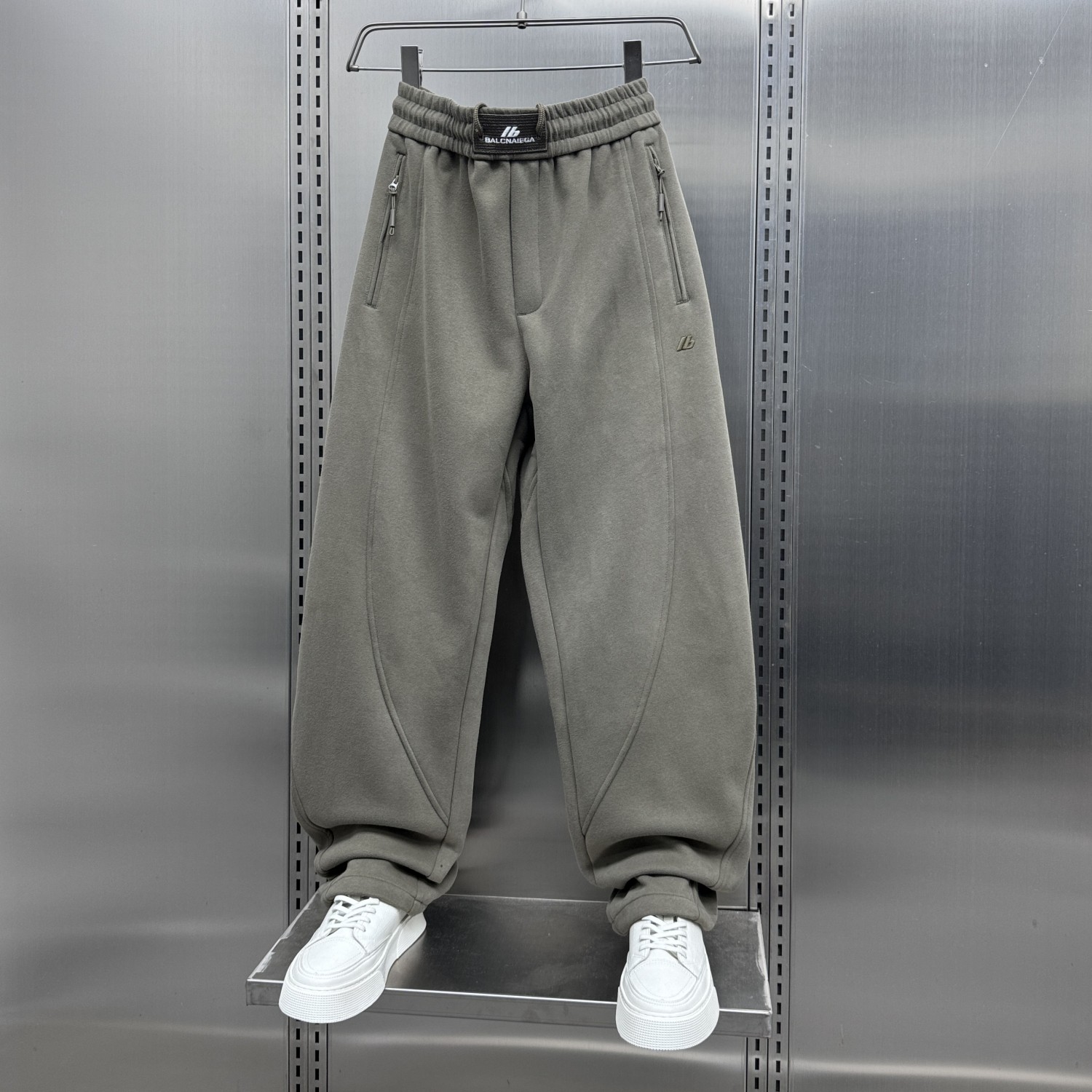 冬季加绒加厚男士潮牌运动休闲卫裤宽松纯色百搭弯刀裤痞帅哈伦裤,淘宝优惠券,粉丝福利购,淘宝优惠卷