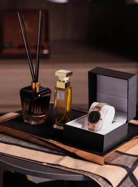 样板房咖色系衣帽间柜卧