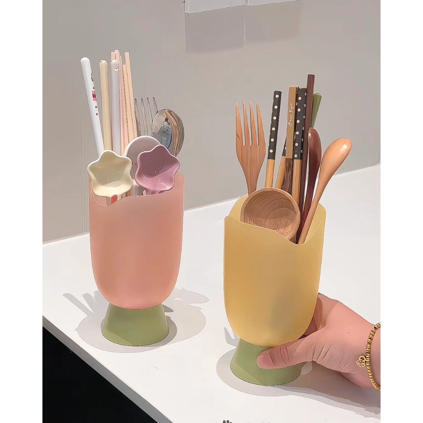 Kitchen countertop multifunctional chopstick cage tulip simple style chopsticks spoon storage box tableware drain rack