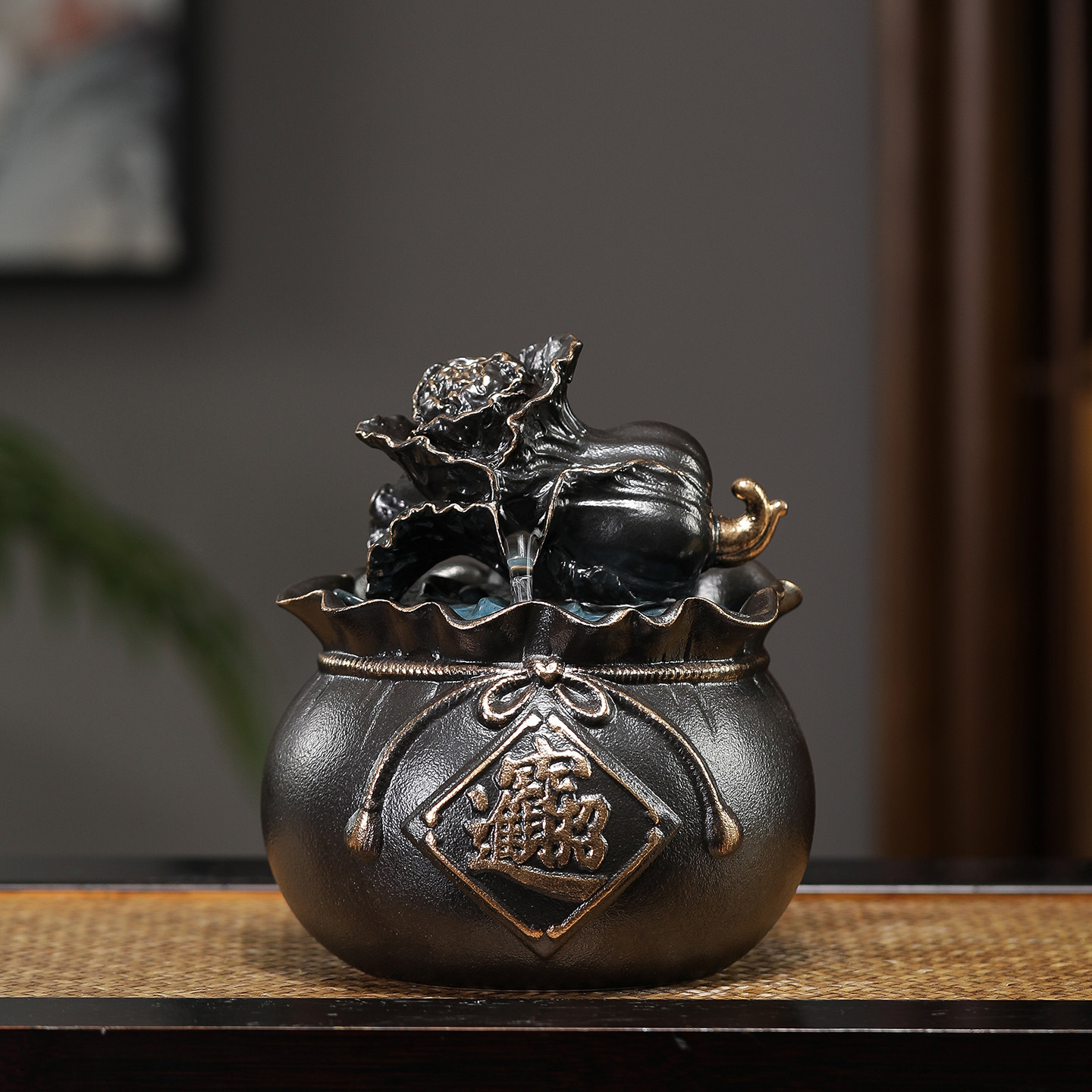 陶瓷招财进宝聚宝盆流水摆件客厅办公室桌面摆设中式茶桌装饰摆件,淘宝优惠券,粉丝福利购,淘宝优惠卷