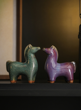 国潮钧瓷唐马摆件陶瓷招财桌面茶几装饰品客厅玄关摆设特色小礼物