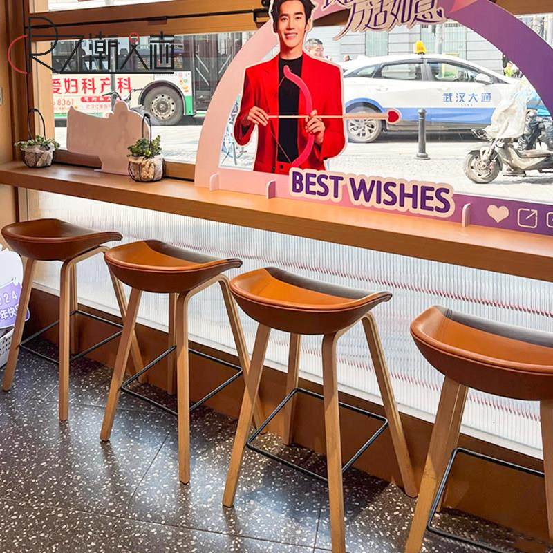 北欧创意实木吧台椅小户型家用软包高餐椅现代简约高脚凳子酒吧椅,淘宝优惠券,粉丝福利购,淘宝优惠卷