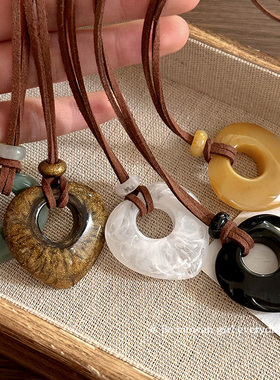 新中式镂空爱心吊坠项链女小众