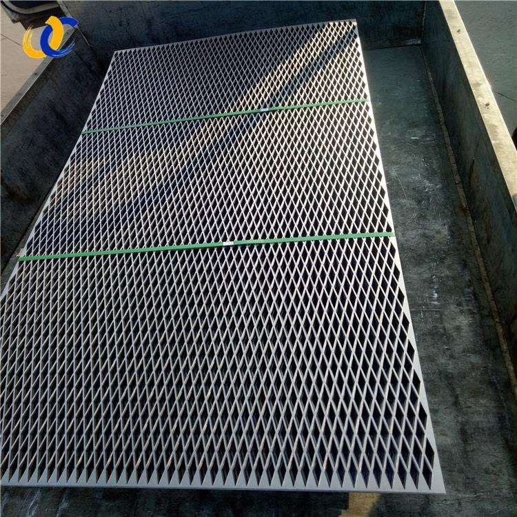 Galvanized punching plate, round hole mesh, perforated plate shelf, stainless steel plate punching mesh, factory direct sales, large discount
