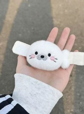 小海豹毛绒书包挂件萌系礼物