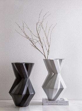 工厂直酒供摆意式极简转造210103形陶瓷花瓶干花花器扭店会所样板