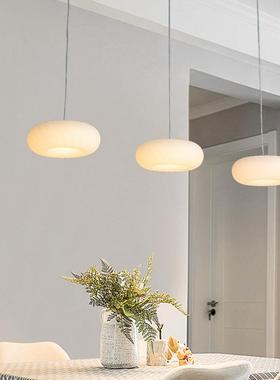 餐厅吊灯现代简约吧台餐桌灯北欧三头客厅灯奶油风温馨书房卧室灯