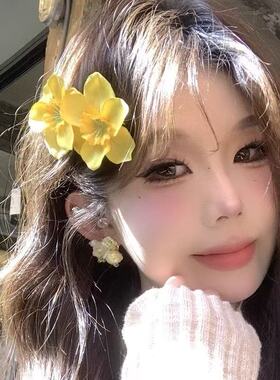 超仙多巴胺黄色双生花发夹!甜美可爱边夹氛围感刘海夹盘发器发卡
