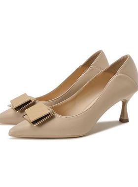 现代轻奢展厅衣柜样板房衣帽间鞋柜女鞋高跟鞋陈设道具鞋摆件