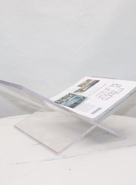 简约现代透明亚克力收纳杂志书架摆件样板房间陈列展示架软装饰品