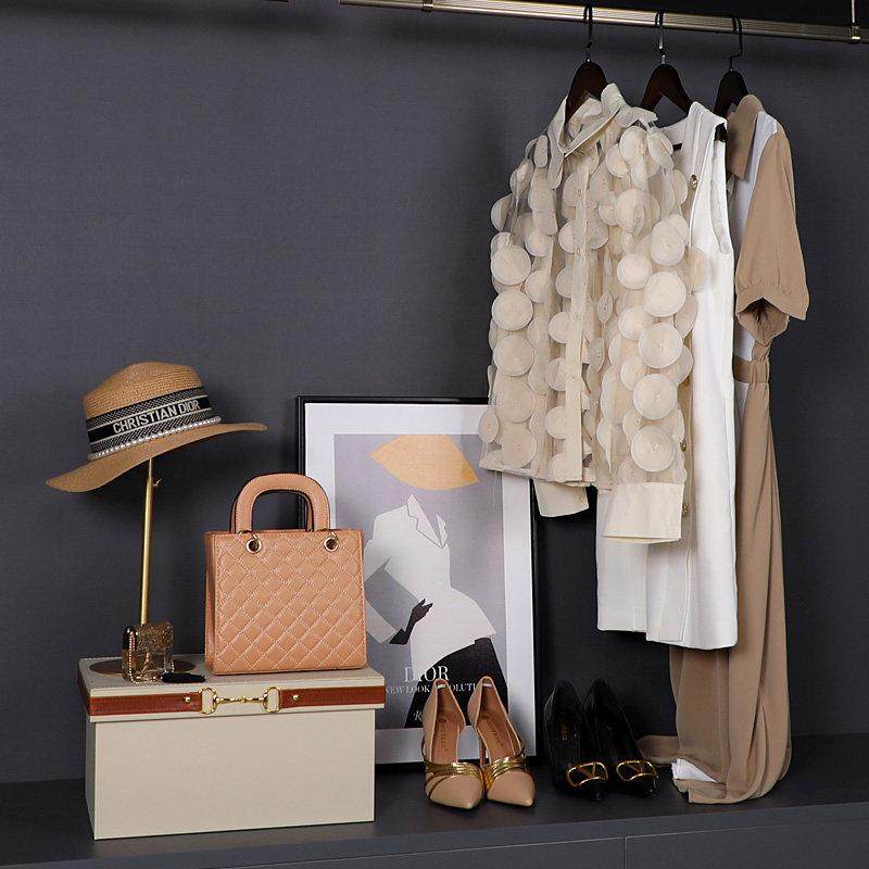 斯宇家居欧式样板房衣帽间装饰品摆件软装衣柜棕色服装高跟鞋箱包,淘宝优惠券,粉丝福利购,淘宝优惠卷