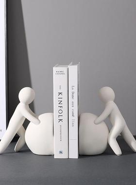 创意宅寂风艺术人物摆件电视柜书房桌面装饰书挡书靠现代简约饰品