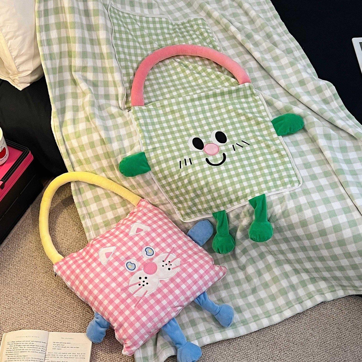 办公室午睡抱枕毯子二合一夏凉被空调被子沙发抱枕学生便携抱枕被 - 图1