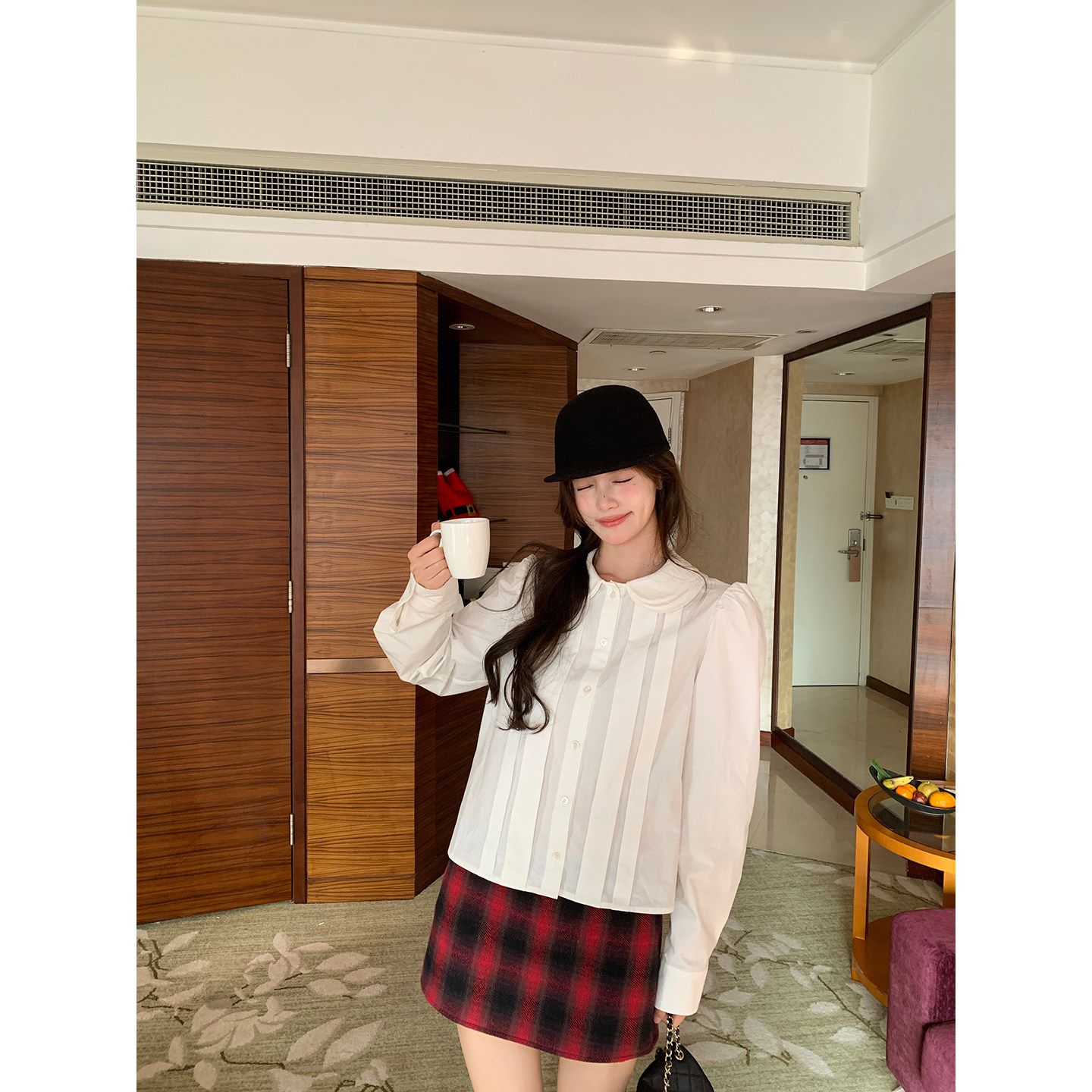 牙套大汪【双轨女孩】宽门襟压褶娃娃领白色学院风棉衬衫,淘宝优惠券,粉丝福利购,淘宝优惠卷