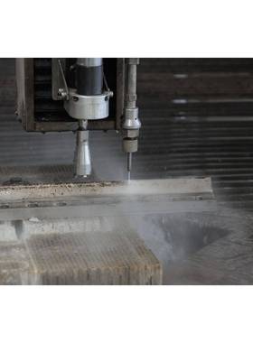 无锡永昌超高压水射流切割机纯水清洗设备熔喷模喷丝板清洗服务