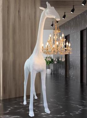 大型卡通动物造型长颈鹿水晶落地灯摆件客厅设计师创意艺术吊立灯