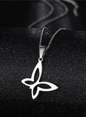 Rinhoo Hollow Musical Note Pendant Necklace Stainless Steel