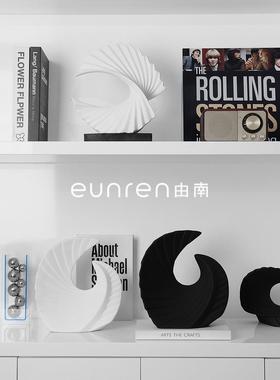 现代黑白艺术摆件客厅酒柜家居软装饰品办公室书房电视柜装饰摆件