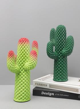 北欧创装意色厅仙人掌树脂彩摆件酒店玄关客1241卧室样板房软家居