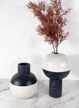 新中式现代黑白肌理圆球陶瓷花瓶样板房会所客厅插干花器软装饰品