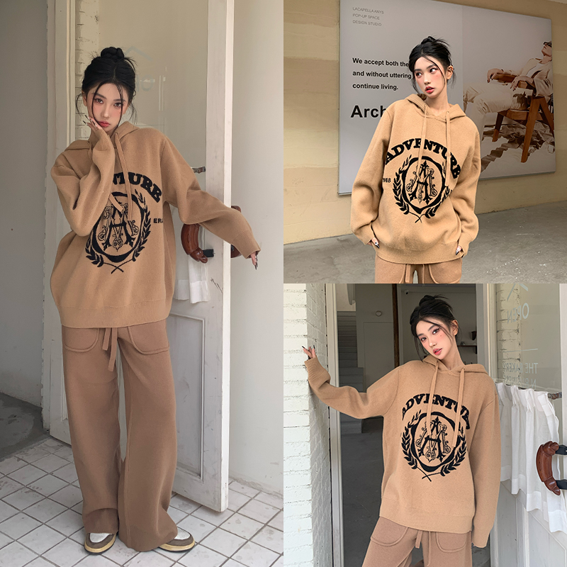 ANDREA MARTIN2025秋季新款卡其色复古logo字母图案百搭连帽卫衣 - 图1