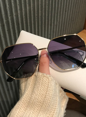透明蓝色太阳眼镜男士多边形金属开车韩版潮海边旅行抗UV太阳眼镜