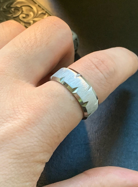 缺憾-不掉色高级感钛钢通勤戒指