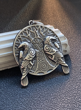 奥丁乌鸦-北欧不掉色钛钢项链男