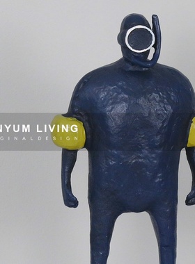 简约现代艺术抽象潜水蛙人物雕塑样板房间售楼处家居软装饰品摆件