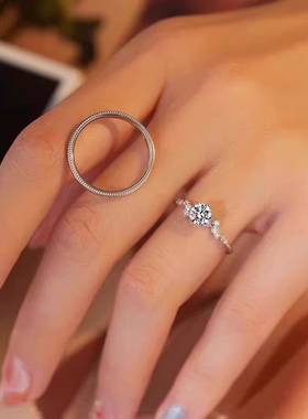 莫桑石钻戒女纯银情侣对戒一对轻奢小众真钻求结婚戒指礼物