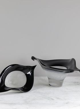 现代简约尖嘴鱼型玻璃果盘摆件软装饰品售楼部样板间客厅餐桌摆设