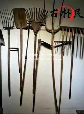 民俗怀旧老物件锄头农具铁锨木耙老式旧农耕工具收藏品道具摆件