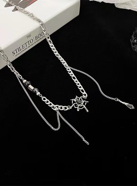 Black spider diamond pendant with long tassel clavicle chain