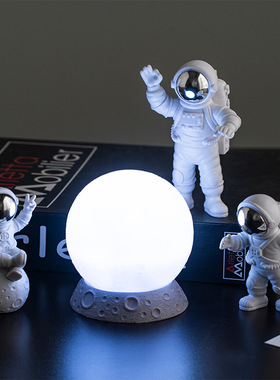 3Pc Astronaut Decor Action Figures and Moon Home Decor Resin