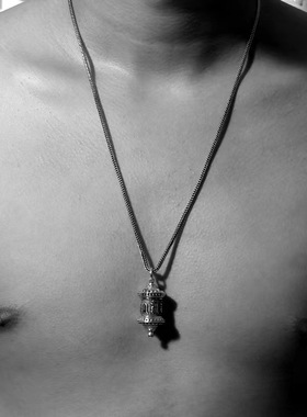 泰银楞严咒吊坠男士挂件复古风男女项链六字真言项坠嘎乌盒