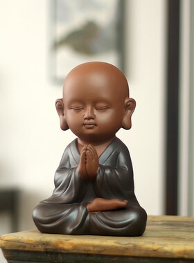 陶瓷可爱沙弥办公室坐姿茶宠小和尚工艺品中式家居装饰茶桌摆件