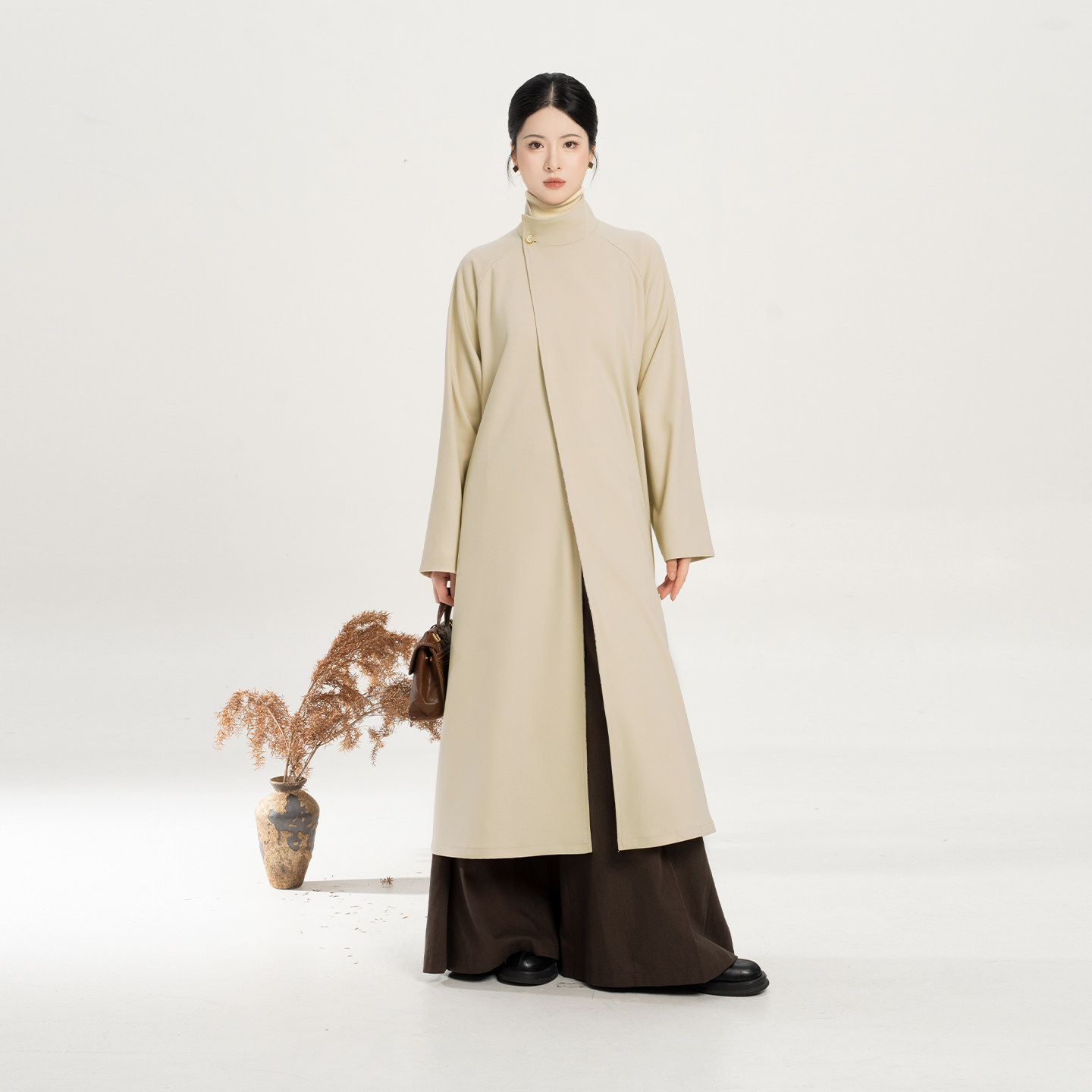 织造司[漫叙]新中式风衣外套女2025新款中长款改良圆领袍阔腿宋裤,淘宝优惠券,粉丝福利购,淘宝优惠卷