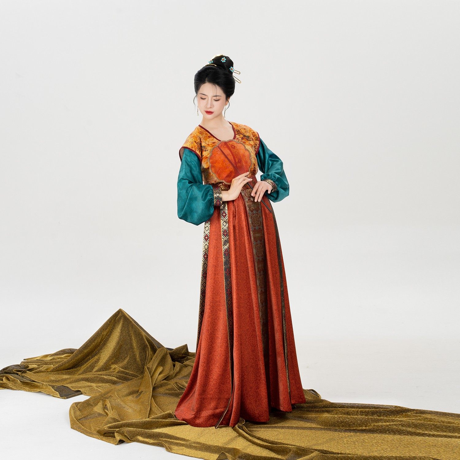 织造司[丝路同绸]唐制汉服唐褙子妆花灯笼袖圆领衫暗纹织锦八破裙,淘宝优惠券,粉丝福利购,淘宝优惠卷