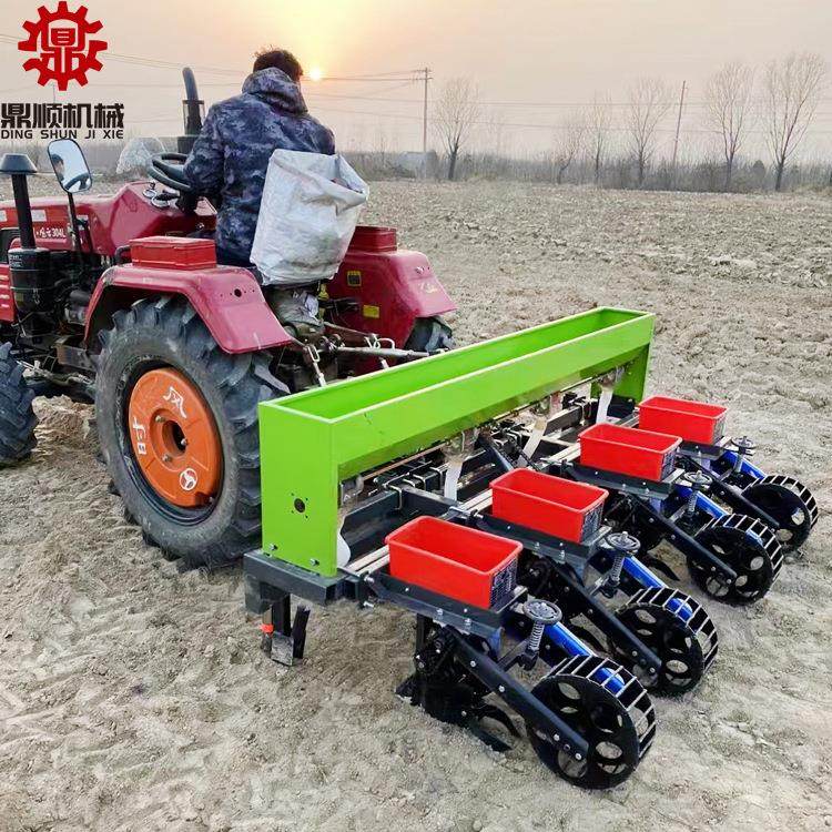 出口甜玉米黏玉米施肥精播机 四轮车带悬浮式玉米播种机2-6行可种,淘宝优惠券,粉丝福利购,淘宝优惠卷
