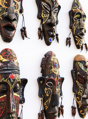 非洲风情挂饰南非肯尼亚创意面具挂件手工彩绘树脂工艺品装饰摆件
