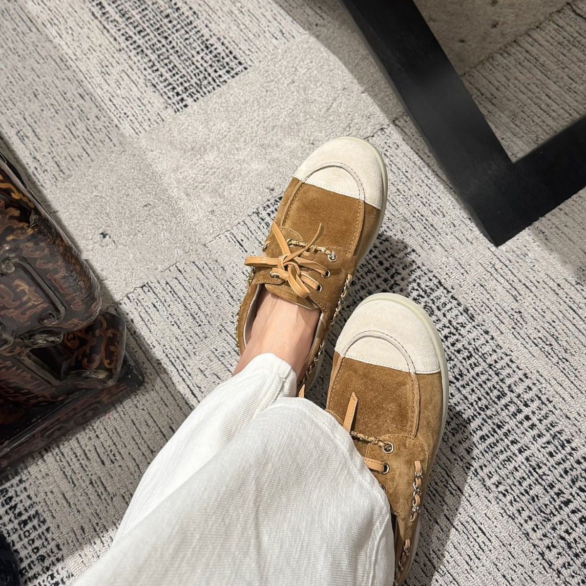 2026新款小香风牛反绒乐福鞋女平底系带休闲百搭单鞋链条装饰皮鞋,淘宝优惠券,粉丝福利购,淘宝优惠卷