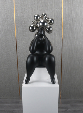 样板间装饰创意女人坐姿人体雕塑摆件前台酒店落地玻璃纤维工艺礼