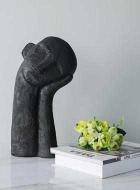 新款直销歪头人物设计师款雕塑家居抽象现代简约轻奢摆件样板房间