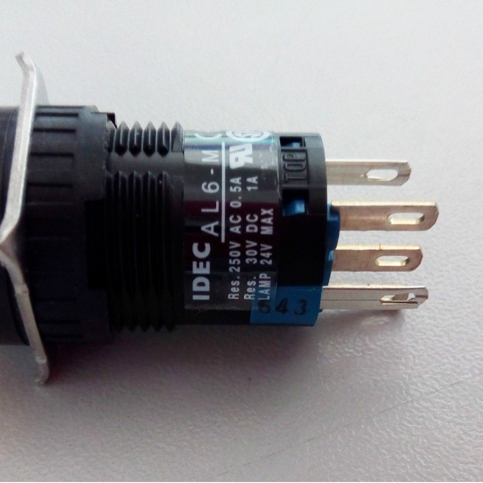 广东现货 IDEC 和泉带灯 按钮 AL6Q-M14GC - 图0