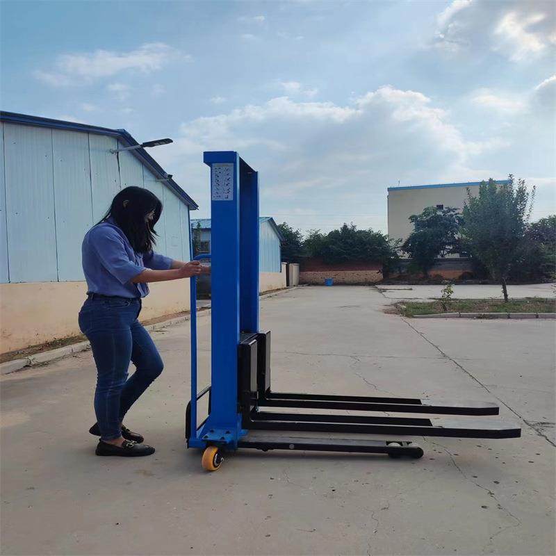 厂家电动随车供叉自动升UXZ高车搬升降车装卸货运便携式堆高随叉,淘宝优惠券,粉丝福利购,淘宝优惠卷