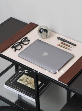 依依现代无障碍豪华桌人工书笔组合样板房书房设计师软装配套摆件