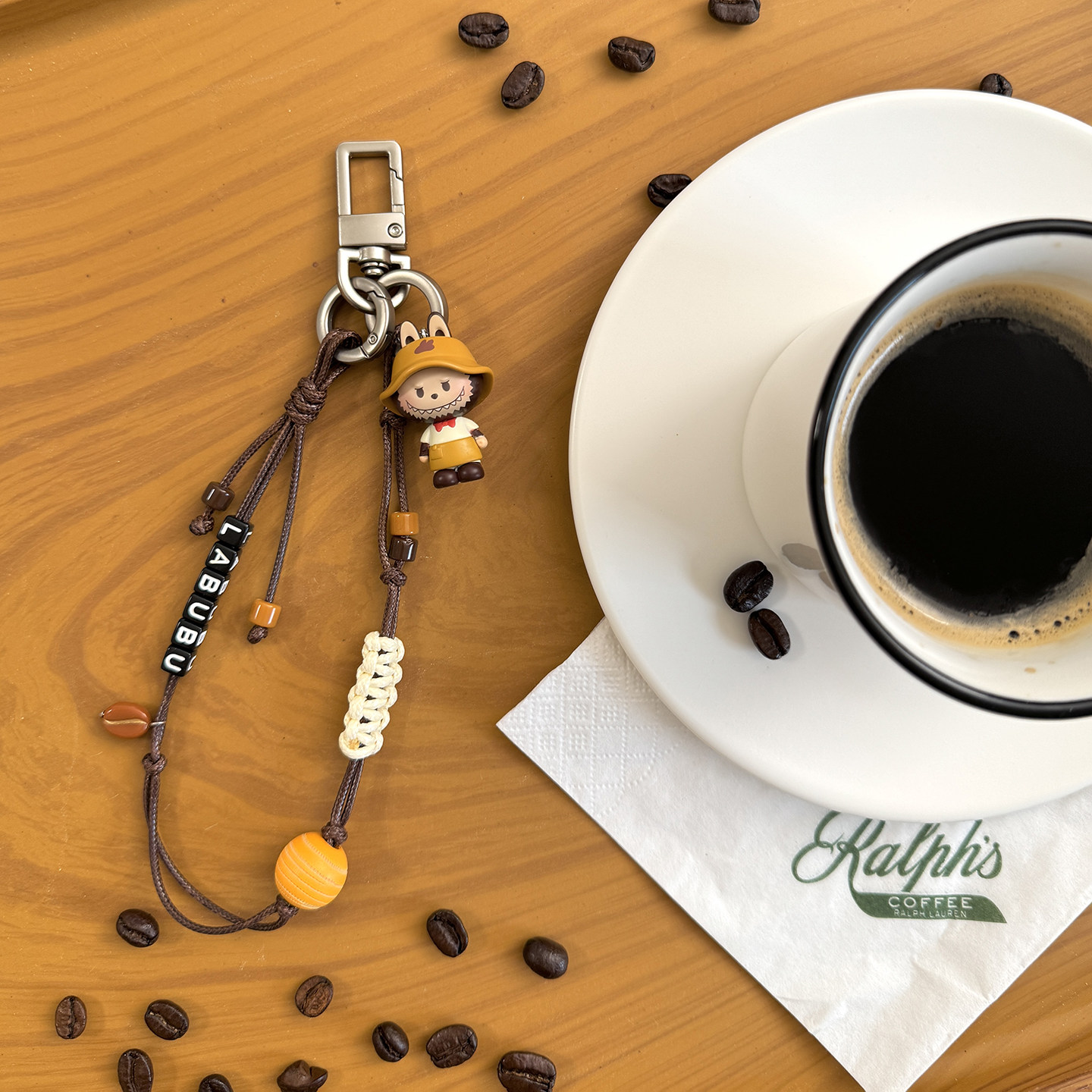 摸鱼原创泡泡玛特咖啡萌粒手机挂绳短款手机链手工编织可调节蜡绳,淘宝优惠券,粉丝福利购,淘宝优惠卷